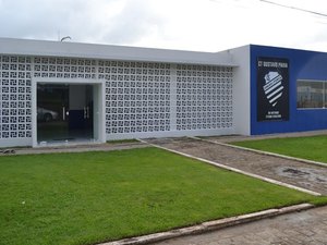 Diretoria do CSA confirma renovações com cinco jogadores para 2018
