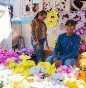 Prefeitura inscreve ambulantes para a venda de flores nos cemitérios de Maceió