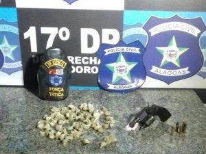 Acusados de tráfico de drogas e porte ilegal de arma de fogo são presos em Marechal