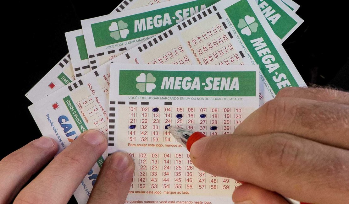 Mega-sena pode pagar R$ 3 milhões no sorteio deste sábado