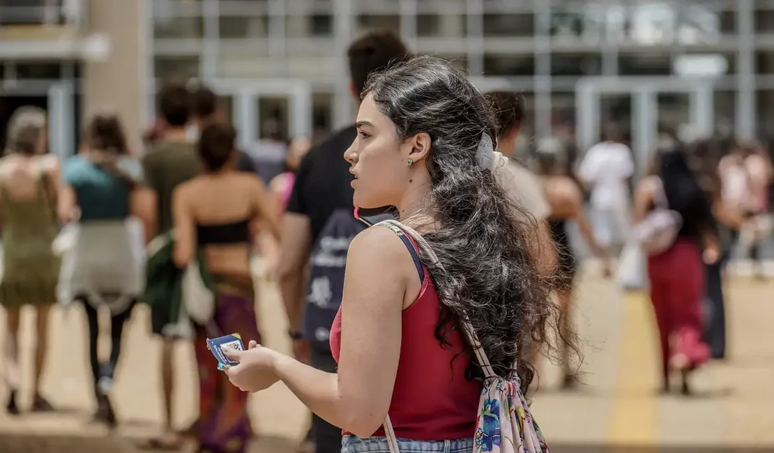 [Vídeo] Último dia: Inscrições para o Enem acabam nesta sexta-feira (14)