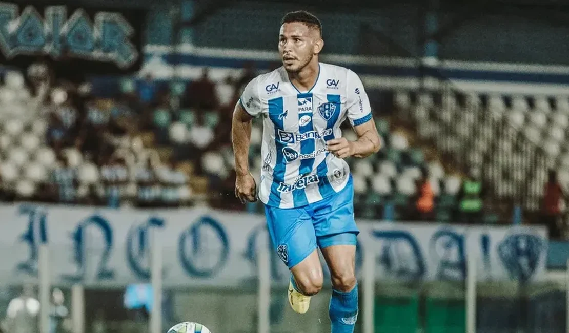 Zagueiro Wanderson, do Paysandu, é alvo do CSA