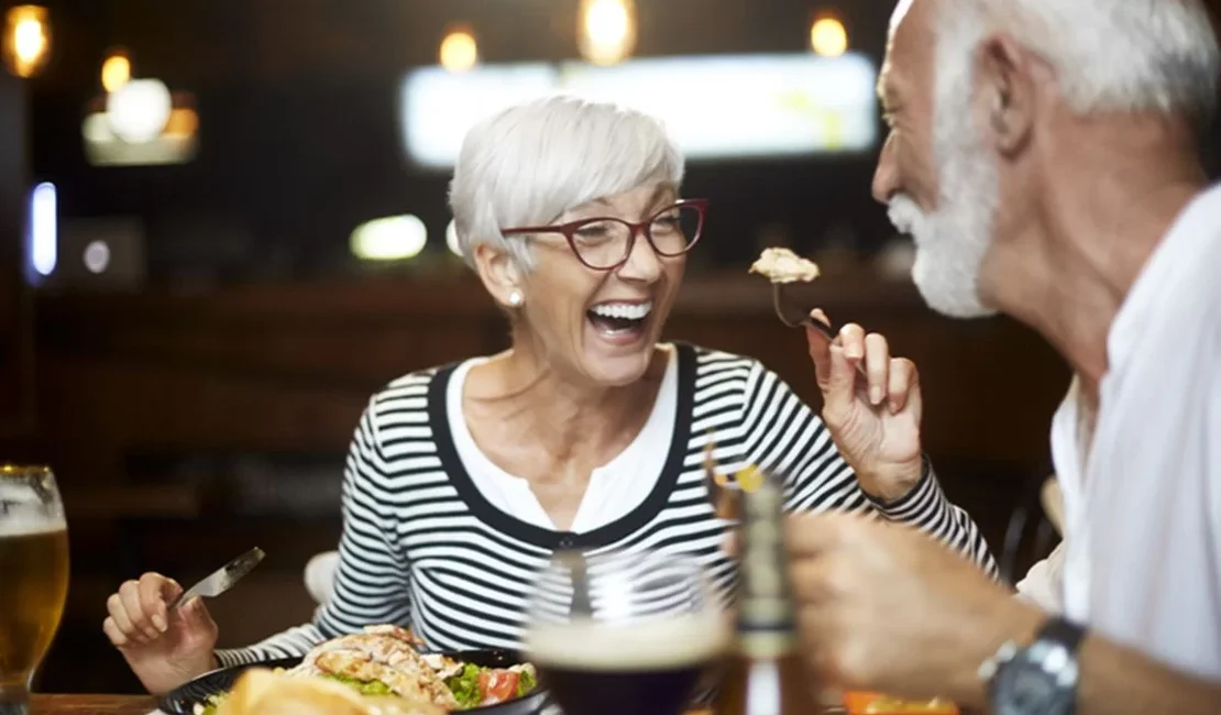 Reduzir consumo de calorias por dia pode aumentar expectativa de vida