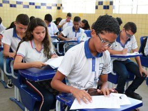 Estudantes da rede pública de AL melhoram desempenho em Português e Matemática