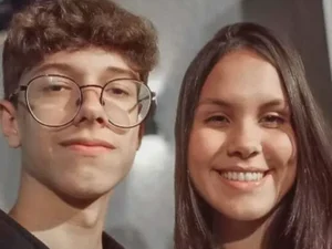 Jovem morta e rapaz atingido por tiro em colégio do Paraná eram namorados