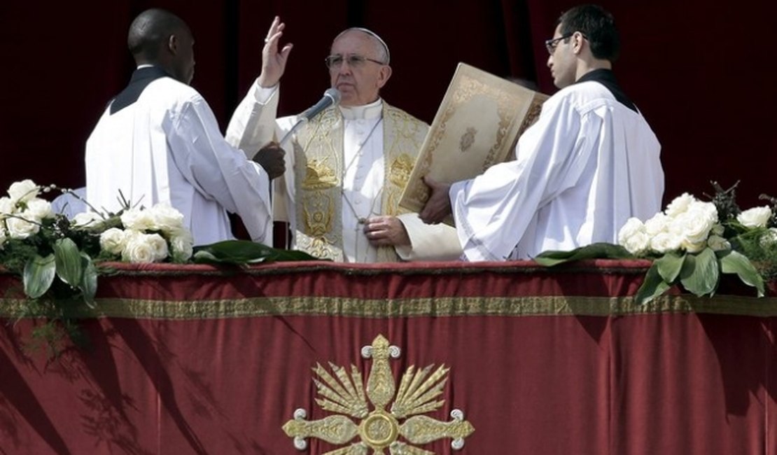 Papa Francisco lamenta vítimas do terrorismo 'cego' e 'brutal'