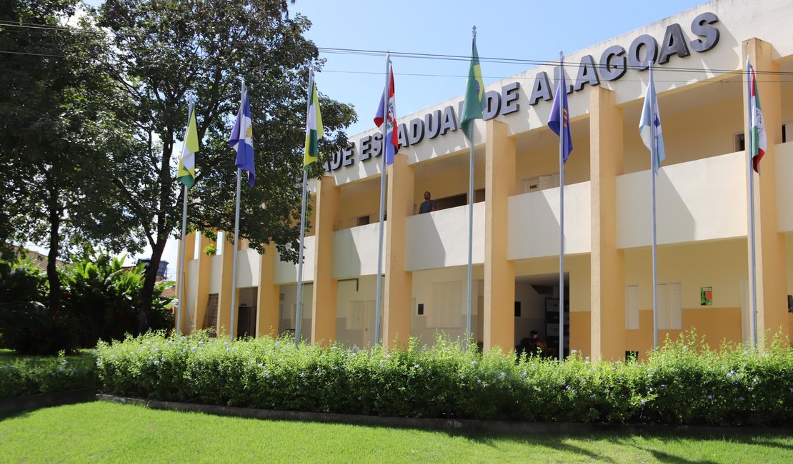 Governo de Alagoas nomeia 127 professores no maior concurso da história da Uneal