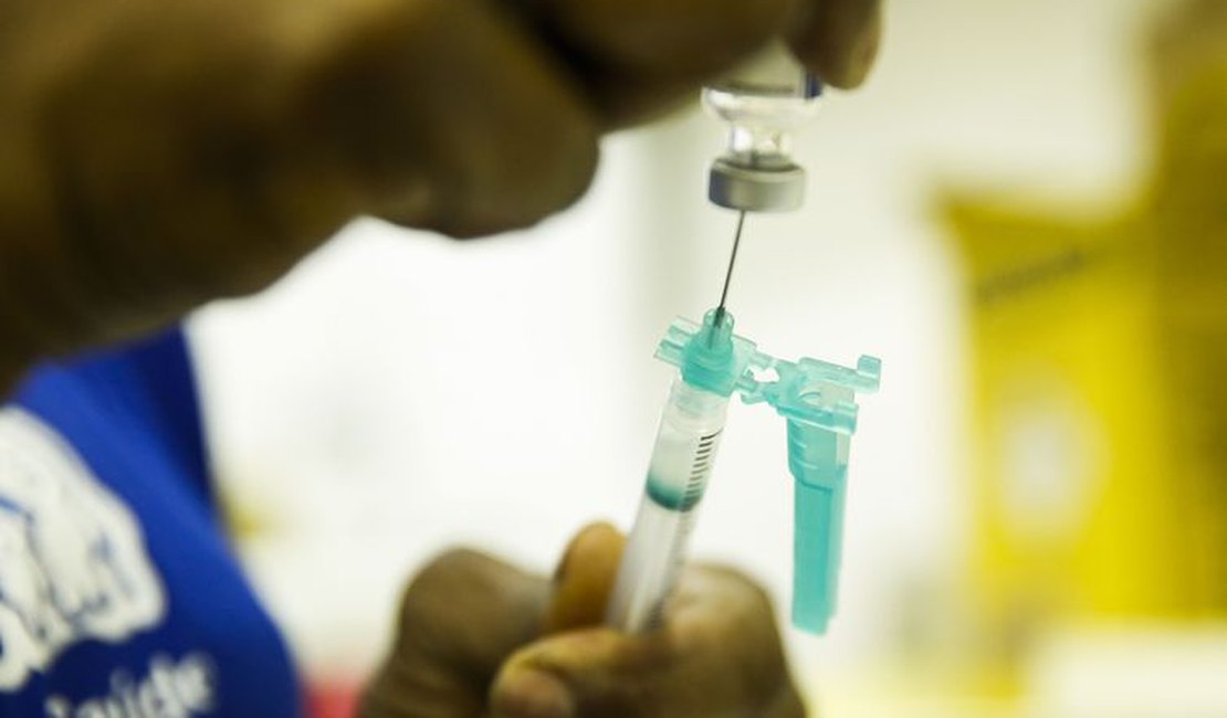 Postos de saúde abrem para vacinar contra sarampo e pólio neste sábado (1º)