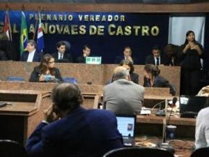 Câmara de Maceió discute manutenção de contrato