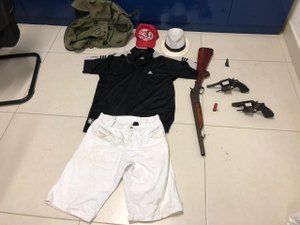 Quarto suspeito de matar adolescente é identificado e polícia faz buscas