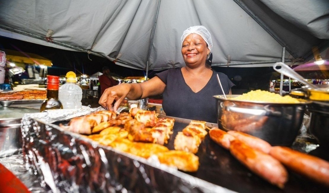 Semsc realiza sorteio de vagas para ambulantes do Massayó Verão 2026