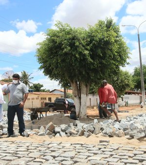 Arapiraca recebe dez km de pavimentação em ruas e prefeitura recupera 15 km de vias e avenidas