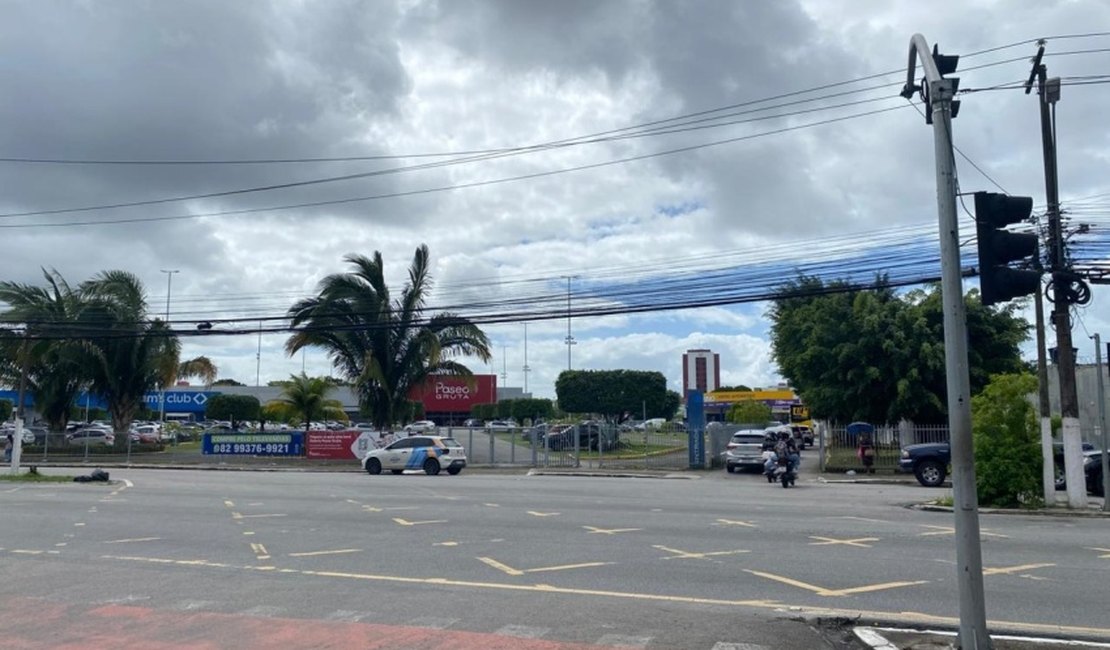 Via de acesso à Gruta Lourdes pelo Sam’s Club será bloqueada nos dias 7 e 8