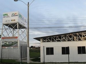 Sem receber salários, médicos que atendem na UPA de Palmeira dos Índios entram em greve