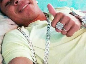 Adolescente é surpreendido por criminosos e morto com oito tiros