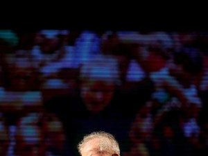 Defesa de Lula recorre ao STF para suspender julgamento do sítio