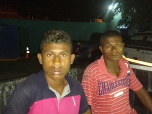 Assaltantes roubam moto mas rastreador indica localização do veículo