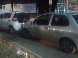 [Vídeo] Engavetamento de três veículos deixa trânsito engarrafado na AL-220 em Arapiraca