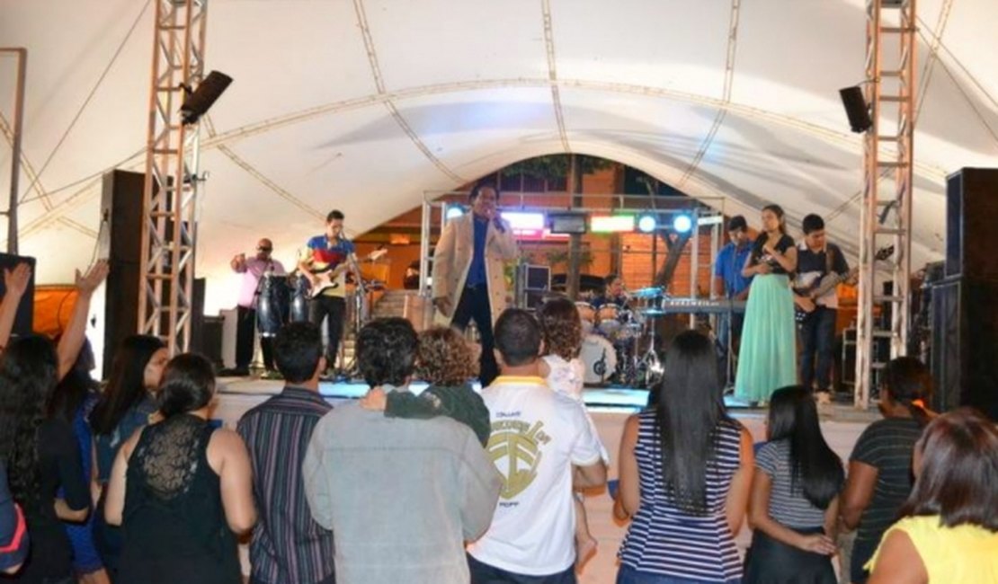 Projeto ?Quinta Gospel? abre leque musical religioso em Arapiraca
