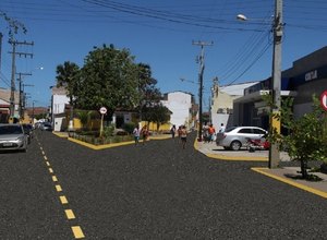 Governo de Alagoas inaugura primeira praça com energia solar do Estado