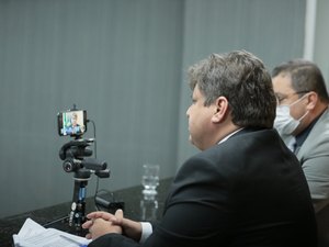 Câmara Municipal de Arapiraca  realiza após 95 anos, sessão histórica por videoconferência