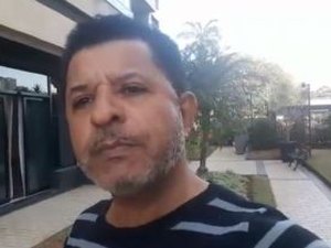 Facebook bloqueia pastor que criticou concurso de Jesus gay