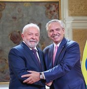 Na Argentina, Lula defende moeda comum para reduzir dependência do dólar; especialistas criticam