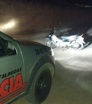 Polícia Militar recupera moto roubada no Agreste