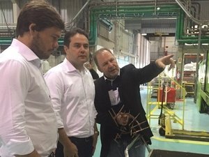 Renan Filho se reúne em Brasília para discutir crise