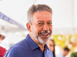 Com apoio de mais de 80 prefeitos, Arthur Lira larga na frente e consolida favoritismo ao Senado