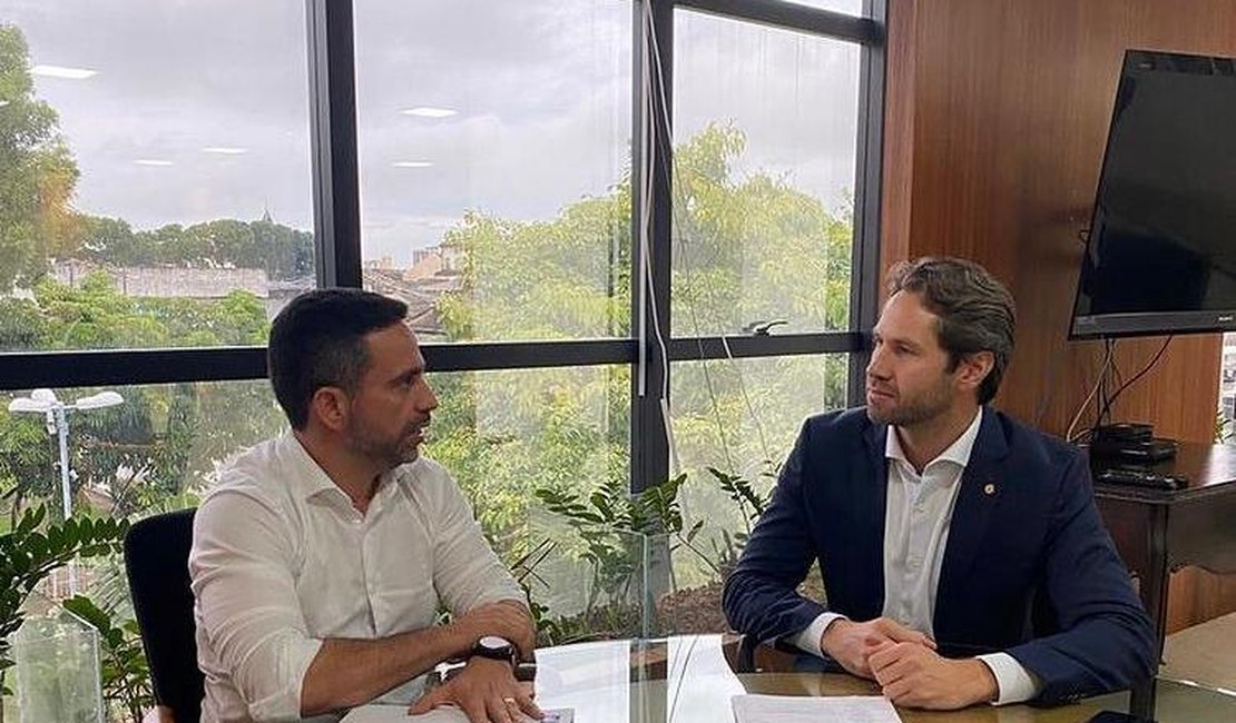 Em pausa na disputa pré-eleitoral, Pedro Vilela visita governador Paulo Dantas