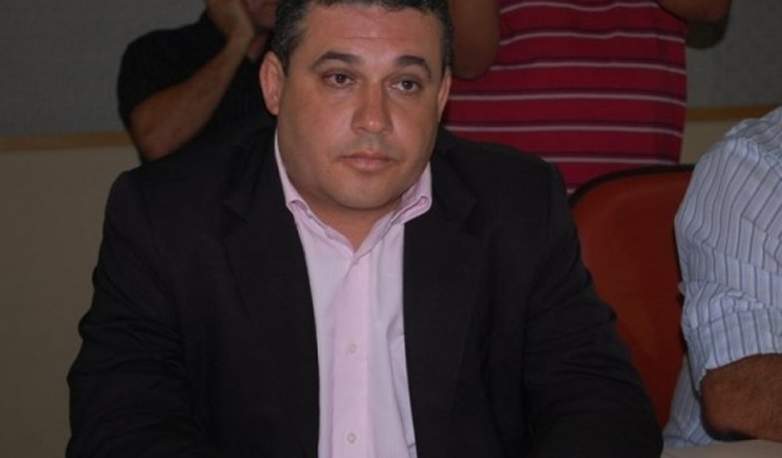 Ex-prefeito de Palmeira, James Ribeiro, declara apoio à Rui Palmeira