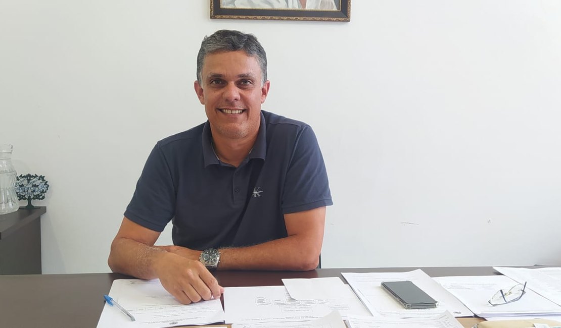 Vereador Cristiano Ramos é exonerado da Secretária de Educação de Palmeira