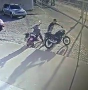 [Vídeo] Câmera de segurança registra roubo de moto em Mangabeiras