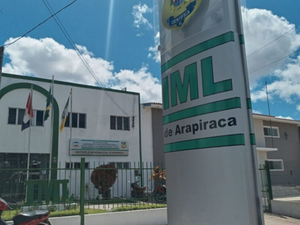 Motociclista morre após colisão com caçamba na AL-110, em São Sebastião