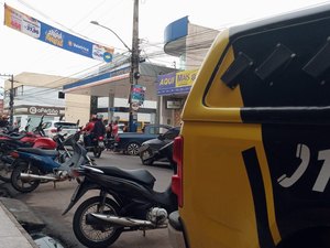Colisão entre carro e moto é registrada em Arapiraca