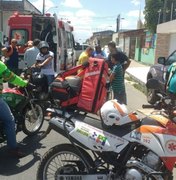 Colisão entre motocicletas deixa motociclista, mulher e criança feridos