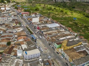 Criminosos invadem casas após alagamentos e furtam objetos