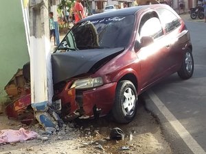 Idoso morre atropelado e homem fica ferido em Porto de Pedras