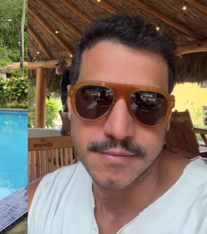 Álvaro é flagrado aos beijos com ex-BBB e web reage: ‘Passa o rodo’