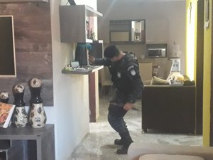 [Vídeo] Procurado na Bahia por sonegação fiscal é preso em Taquarana na Operação Avati