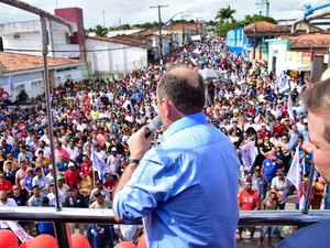 Em sua terra natal, Antônio Albuquerque realiza evento com mais de 10 Mil pessoas