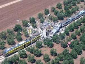 Colisão entre trens na Itália deixa ao menos 11 mortos