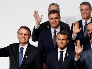 Macron acusa Bolsonaro de mentir e diz que não apoiará Mercosul-UE