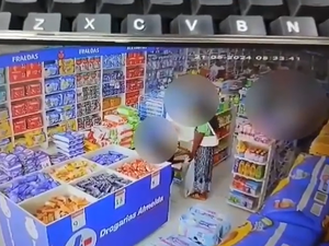 [Vídeo] Casal de jovens furta suplementos em farmácias do Pilar