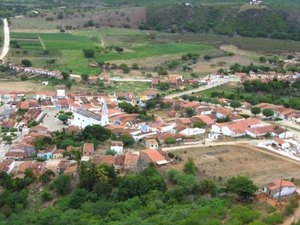Servidores  estão desde agosto sem receber
