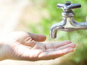 Casal efetua desvio de Adutora em São José da Tapera