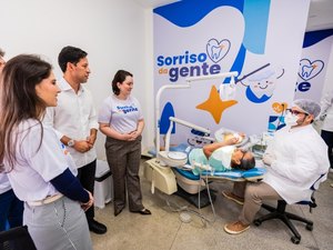 Rodrigo Cunha inaugura Centro Odontológico do Sorriso da Gente em Maceió