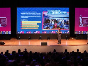Gabi Gonçalves destaca políticas para juventude no Congresso de Direito, Psicologia Jurídica e Perícia Criminal