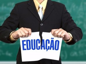 Bolsonaro quer cobrar por ensino superior federal